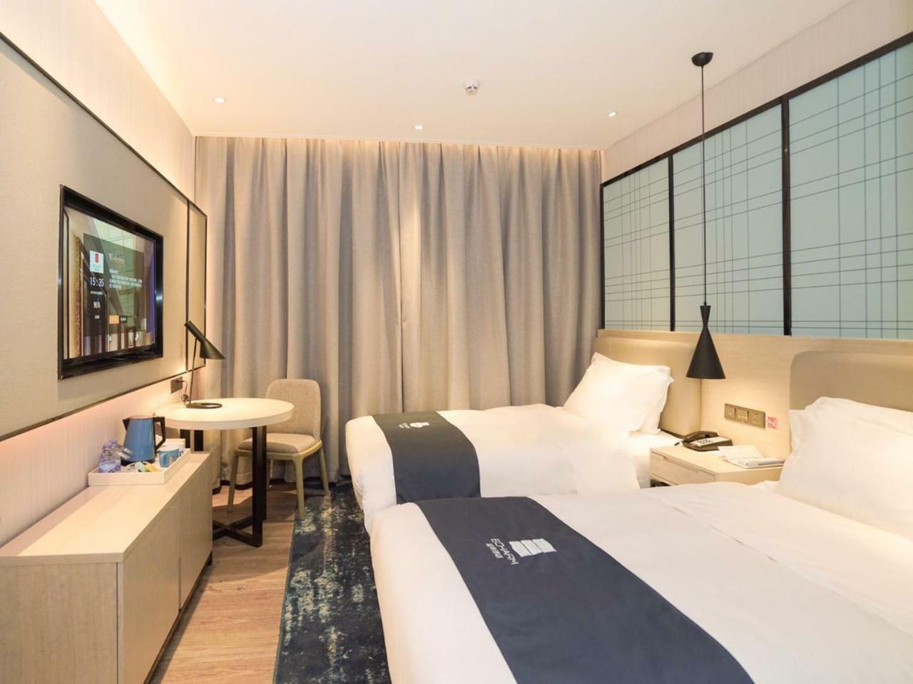 Echarm International Hotel Canton Tower Pazhou Convention And Exhibition Center Lujiang Subway Metro Branch - Free Shuttle Bus To Canton Fair Complex During Canton Fair Period Ngoại thất bức ảnh