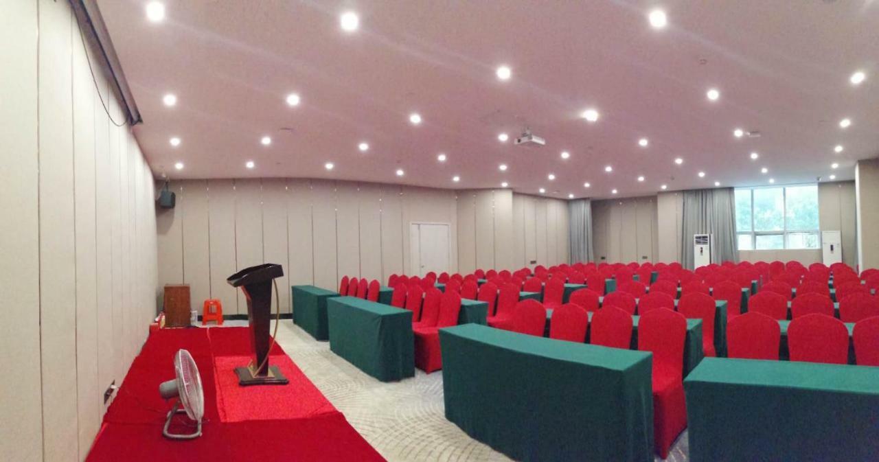 Echarm International Hotel Canton Tower Pazhou Convention And Exhibition Center Lujiang Subway Metro Branch - Free Shuttle Bus To Canton Fair Complex During Canton Fair Period Ngoại thất bức ảnh