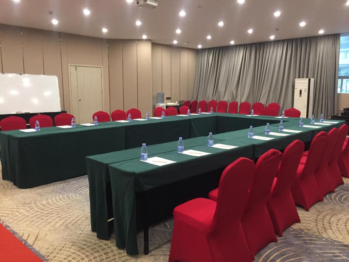 Echarm International Hotel Canton Tower Pazhou Convention And Exhibition Center Lujiang Subway Metro Branch - Free Shuttle Bus To Canton Fair Complex During Canton Fair Period Ngoại thất bức ảnh
